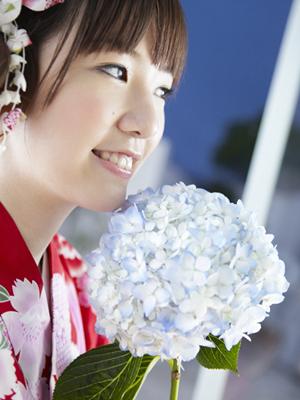 「小紋を楽しむための選び方とコーディネート術！普段着から特別な場面まで使える着物ガイド」