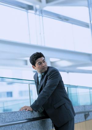 リサイクルファッションの魅力とは？おしゃれな古着を即日配送で手軽にGETしよう！